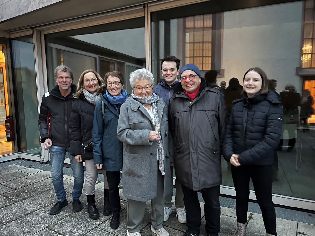 Spenderin Magdalena Zimmerlin (Mitte) mit ihrer Familie