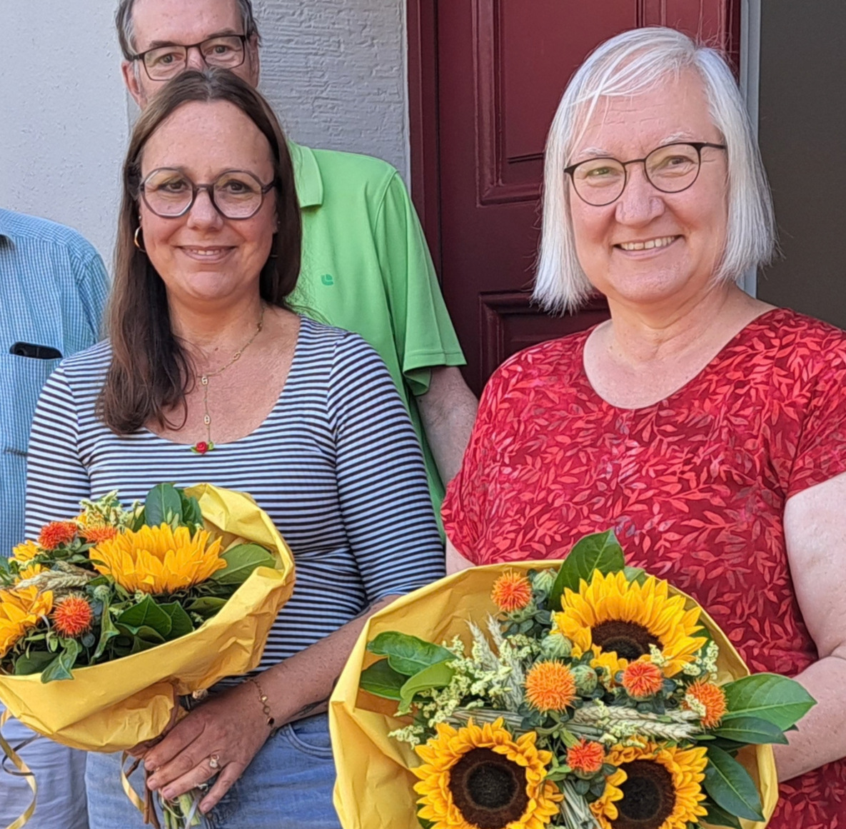 Pfarramtssekretärin Larissa Behringer (links) und Pfarrerin Angelika Oberbeckmann (rechts). Bild: Pfarrerin Britta Goers.