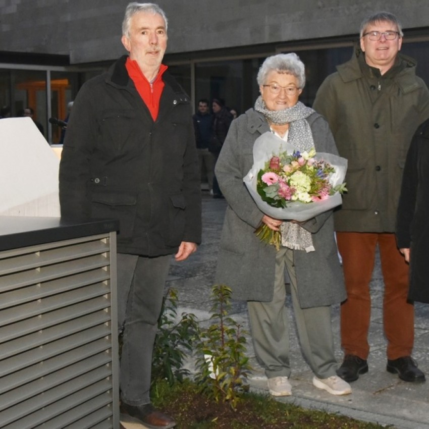 v.l.: Rudolf Stern, Magdalena Zimmerlin (Spenderin), Karl-Heinz Brenn und die Vorsitzende des Kirchengemeinderats, Irmgard Kanzinger